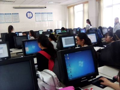 魅力PS，讓一切皆有可能——數學系、計算機科學系志愿服務隊開展PS培訓活動紀實